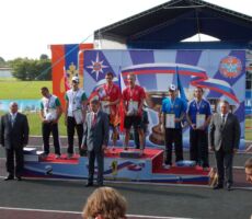 Gert Valdsalu tuli noorte MMil 2013 100m takistusriba läbimises Eesti rekordiga pronksmedalile